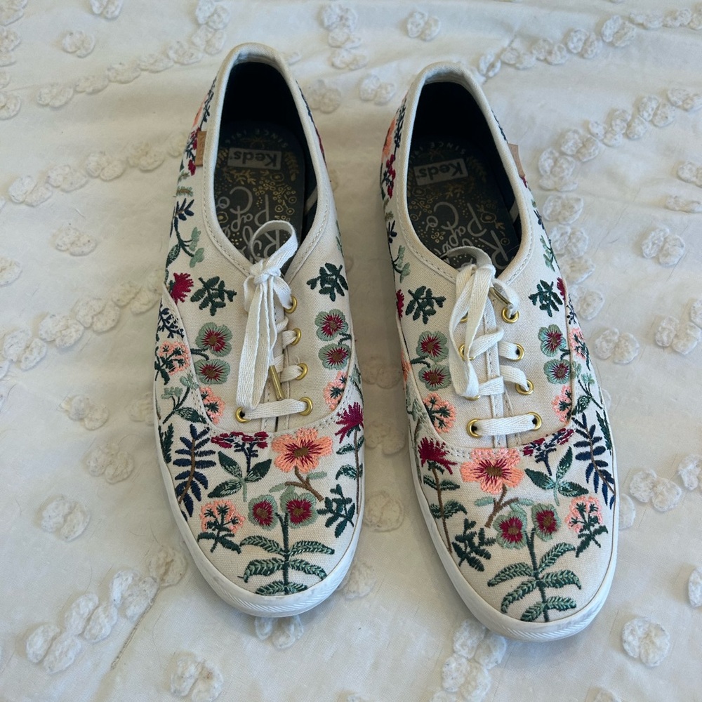 Keds Women's Floral Embroidered Sneakers - White and Green
